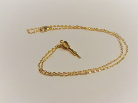 Single Dart Gold Colored Necklace
